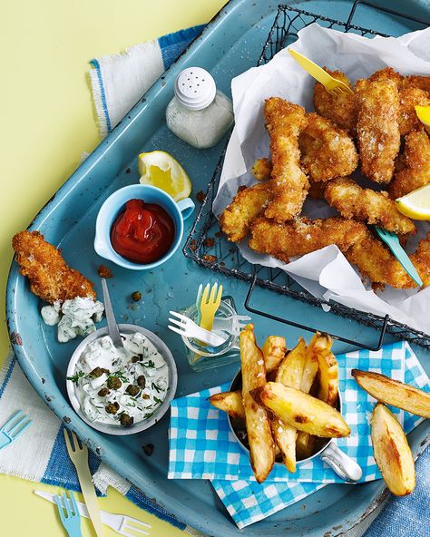 Try scampi and chips our way – the scampi in breadcrumbs, fried for 1-2 minutes to crisp perfection. Add a squeeze of lemon, flaky sea salt and tartare sauce for the full retro experience. Tuna Croquettes Recipe, Scampi Fries, Scampi And Chips, Tuna Croquettes, Crispy Tuna, Croquette Recipe, Tartare Sauce, Chunky Chips, Croquettes Recipe