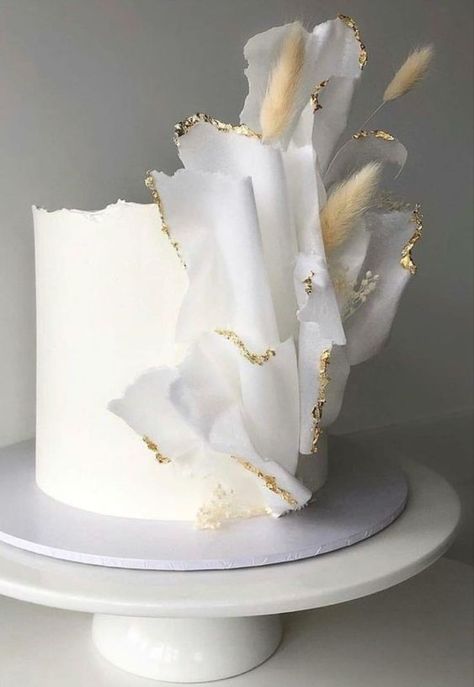 Nice Cakes, Resipi Kek, Beautiful Cake Designs, Elegant Birthday Cakes, Modern Cakes, Classic Wedding Cake, Creative Cake Decorating, Beautiful Birthday Cakes, Cake Decorating Designs