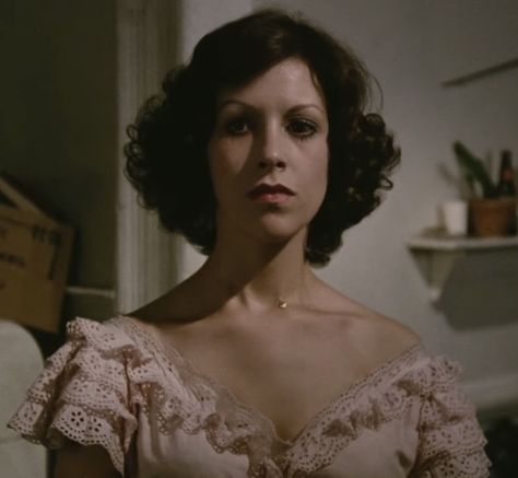 Ellen Greene, Wavy Curly Hair, Bloodborne, Greenwich Village, Next Stop, Wavy Hair, Straight Hairstyles, Bra, Celebrities