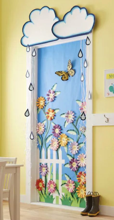 Classroom Decor Spring, Flower Door Decorations Classroom, School Door Decorations Preschool, Flower Door Decorations, Door Decoration For School, School Door Decoration Ideas, Door Decorations For Classroom, Spring Door Decorations Classroom, Board Decoration Ideas School