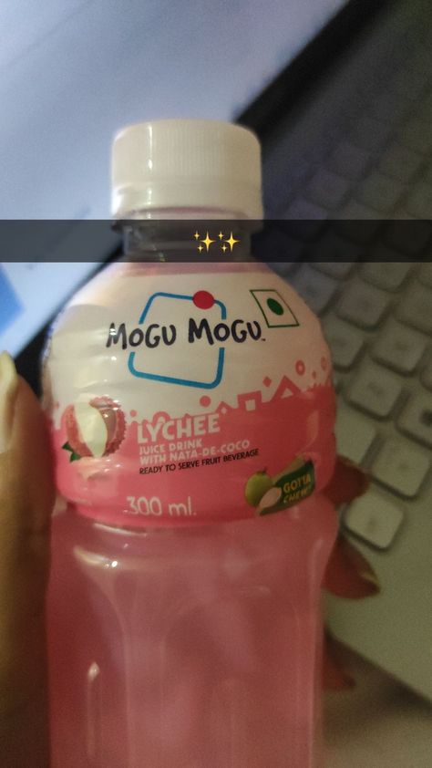 #mogumogu #drink #lychee #litchi Mugo Mugo Drink, Mogumogu Drink, Lychee Juice, Mogu Mogu, Car Snap, Juice Drinks, Self Care Activities, Healthy Drinks, Coco