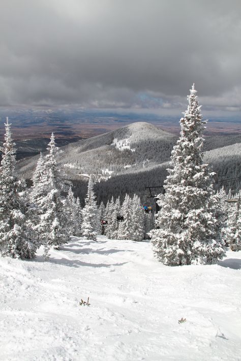 Ski Santa Fe. Santa Fe Winter, Mexico Mountains, Mother Gaia, New Mexico Santa Fe, Grey Scale, Southwest Usa, Mexico Trip, Taos New Mexico, Amazing Landscapes