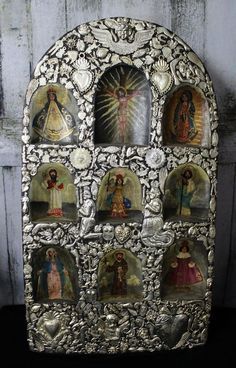 Art From Mexico, Latin Folk Art, Art Niche Decorating Ideas, Shrines And Altars Ideas, Mexican Altar, Mexican Catholic Art, Latin American Folk Art, Wall Shrines, Mexican Folk Art Decor