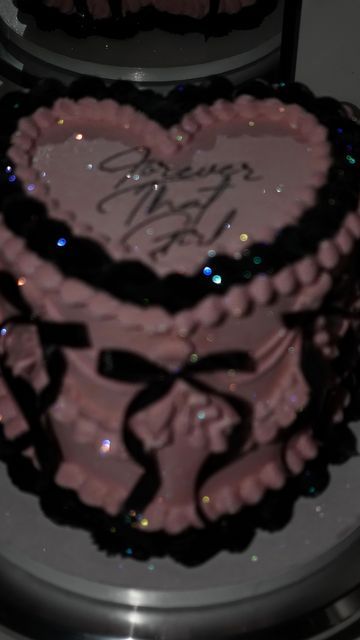 Atlanta Custom Cakes on Instagram: "forever that girl" Happy Birthday Writing On Cake, Aries Birthday Cake, Happy Birthday Writing, Aries Birthday, Cake Writing, 3 Birthday, Cute Birthday Ideas, Girl Cake, Cake Designs Birthday