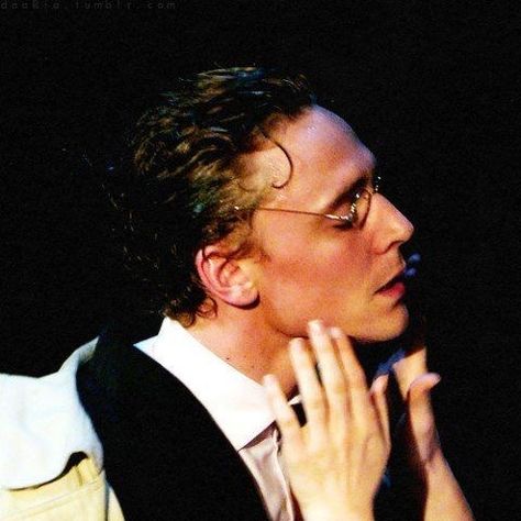 I'm drowning in love. Tom Hiddleston, Loki, A Man, On Twitter, Twitter