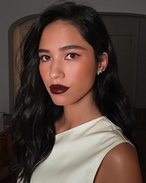 Kelsey Asbille, Amazing Wedding Makeup, Beautiful Wedding Makeup, Gorgeous Wedding Makeup, Maquillage On Fleek, Berry Lipstick, Wedding Makeup Tips, Braut Make-up, Natural Wedding Makeup