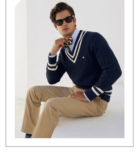 Preppy outfit with a navy blue tennis sweater bow tie raybans brooks brothers Light Grey Sweater Outfit, Preppy Boy Outfits, Preppy Outfits Men, Blue Shoes Outfit, Preppy Boys Outfits, Cricket Sweater, Grey Sweater Outfit, Preppy Man, Tennis Sweater