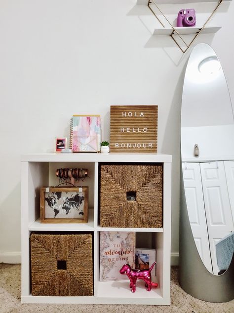 Cube Storage Decor Ideas, 4 Cube Organizer Ideas, Cube Organizer Ideas Bedroom, Cube Storage Decor, 4 Cube Organizer, Bathroom Closet, Closet Goals, Cube Organizer, Spa Room