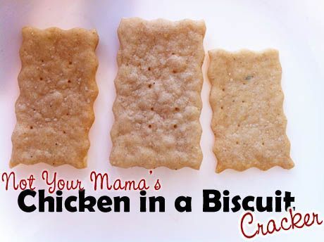 Chicken In A Biscuit, Biscuit Crackers, How To Make Crackers, Homemade Crackers Recipe, Cracker Recipe, Chicken Food Recipes, Homemade Crackers, Chicken And Biscuits, Saltine Crackers