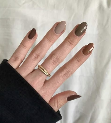 Muted Nails Colors, Muted Color Nails, Muted Nail Colors, Muted Nails, M Ring, Rings In Gold, Rose Gold Rings, Simple Fall Nails, Cute Nails For Fall