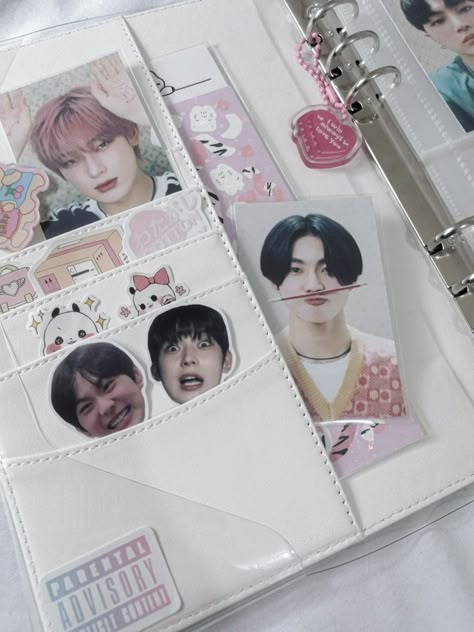 Binder Fillers Kpop, A5 Binder Deco, Binder Design Ideas, Kpop Binder Deco, Macaron Binder, Photocard Storage, Binder Filler, Hobonichi Cover, Deco Shelf