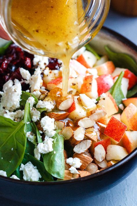 Healthy Dressing Recipes, Homemade Salad Dressing Healthy, Salad Dressing Recipes Healthy, Spinach Salad Recipes, Salad Dressing Recipe, Salad Salad, Resep Salad, Feta Recipes, Salad Dressing Recipes Homemade