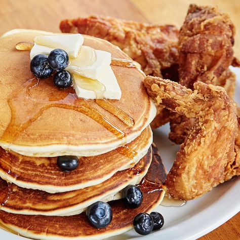 As we learned in our latest episode of Eggheads, fried chicken has a rich history all over the world. But we've always had a soft spot for those that ... Chicken And Pancakes, Fried Chicken Ingredients, Hangover Food, Crepes And Waffles, Wine Magazine, Buttermilk Fried Chicken, Pancakes Ingredients, Evening Post, Crepe Recipes