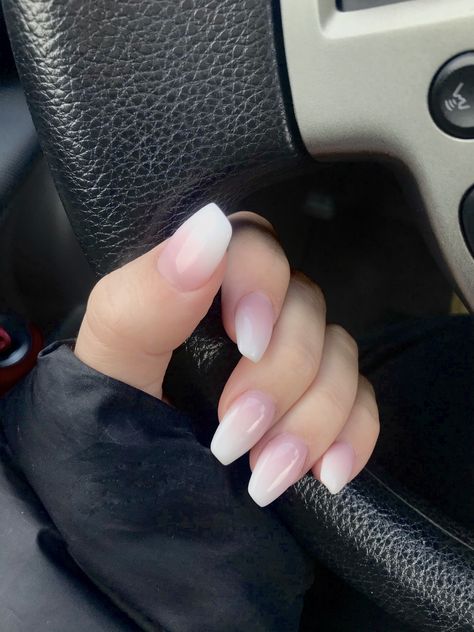 Full Set Nails Acrylic Coffin Short, Full Set Nails Acrylic Coffin, Coffin Shape Nails Winter, Medium Coffin Shape Nails Winter, Ombré Full Set, Full Set White Tip Nails, Full Set Ombre Nails, Christmas Full Set Nails, Simple Short Coffin Nail Ideas