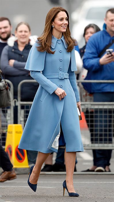 Marks & Spencer's pastel blue trench coat is JUST like Kate Middleton's Mulberry cover-up | HELLO! Moda Kate Middleton, Princesse Kate Middleton, Looks Kate Middleton, Kate Middleton Outfits, Estilo Real, Blue Trench Coat, Middleton Style, Chic Coat, Tailored Coat