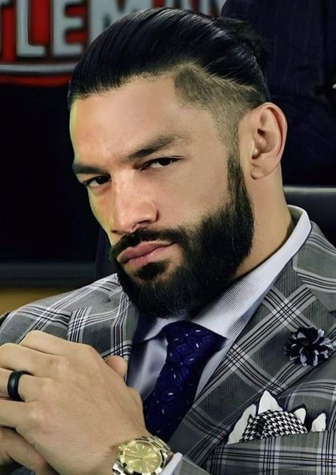 Roman Regins Images, Roman Reigns Smile, Roman Reigns Shirtless, Wwe Superstar Roman Reigns, Great Haircuts, Wwe Roman Reigns, Boy Photography, Roman Reigns, Hair And Beard Styles