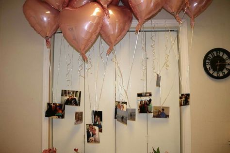 Balloons With Pictures Attached, Balloon Pictures, Photo Balloons, Balloon Ribbon, Ribbon Decorations, Party Pictures, Vintage Party, 15th Birthday, Photo Memories