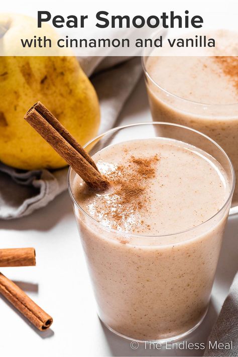 This healthy pear smoothie is perfect for busy mornings. It's creamy bananas, juicy pear, your favorite milk, and a hint of vanilla and cinnamon blended up until smooth. It's simple to make, and it's ready in just 5 minutes! #theendlessmeal #smoothie #smoothierecipe #breakfast #healthyrecipe Banana Pear Smoothie, Pear Protein Smoothie, Luteal Recipes, Smoothie Recipes Protein, Pear Smoothie Recipes, 2023 Meals, Coconut Water Recipes, Green Breakfast Smoothie, Creamsicle Smoothie