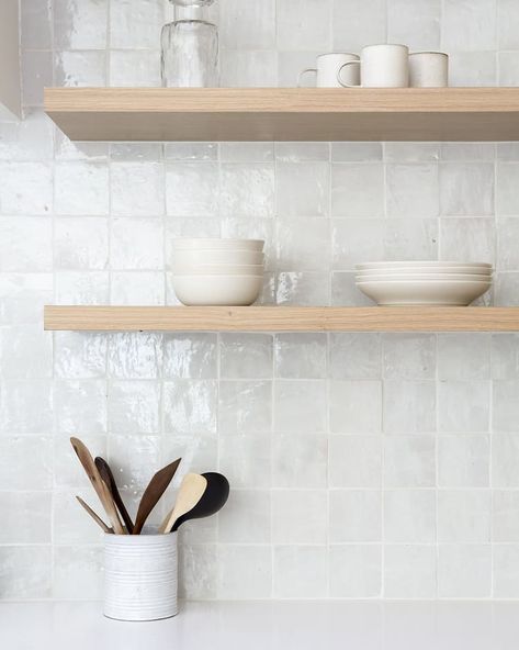 clean slate. free shipping during our holiday event on zellige. shown here in our weathered white 4x4. design:@anjamichalsdesign… Float Shelf, Walnut Floating Shelves, Tile Layout, Cle Tile, Zellige Tile, Kitchen Splashback, Square Tile, Kitchen Tile, Kitchen Tiles Backsplash