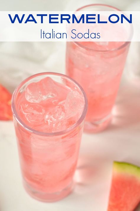 Make this quick and easy watermelon Italian soda recipe, when you want a refreshing drink that is full of sweet fruit flavor. Italian Soda Flavors Combinations, Italian Soda Recipes, Pineapple Mocktails, Italian Soda Recipe, Italian Cream Soda Recipe, Creme Soda, Watermelon Soda, Italian Soda Bar, Fruit Soda