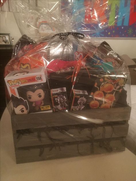 Birthday basket for older teens. Dragon Ball Z characters with favorite snacks. Anime Gift Basket, Dragon Ball Gift Ideas, Dragon Ball Gifts For Boyfriend, Dragon Ball Z Gift Basket, Dragon Ball Z Gifts, Dragon Ball Z Characters, Anime Basket, Dragon Ball Z Accessories, Dragon Ball Z Bedroom Accessories