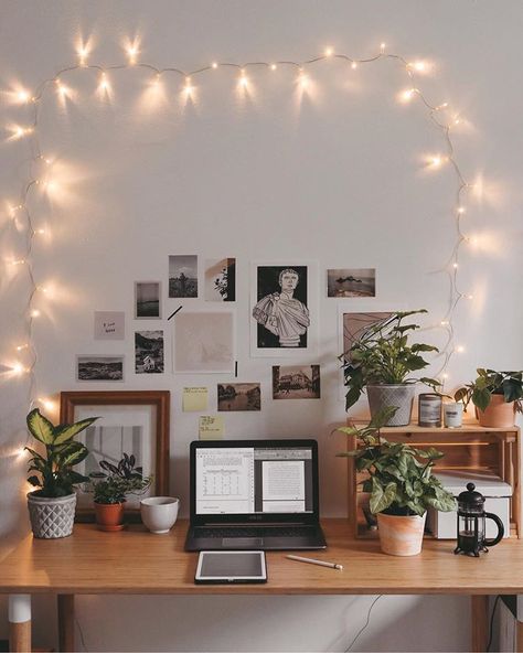 Decor Bedroom Aesthetic, Cozy Study, Indian Room, India Home Decor, Aesthetic Bedroom Ideas, Bedroom Upgrade, Dorm Room Inspiration, College Room, Redecorate Bedroom