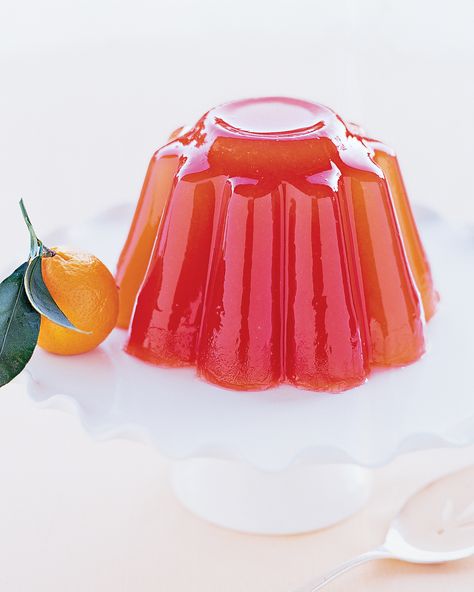 Jello Jigglers, Cream Pie Filling, Jelly Desserts, Gelatin Recipes, Gelatin Dessert, Jello Salad, Unflavored Gelatin, Jello Molds, Jello Recipes