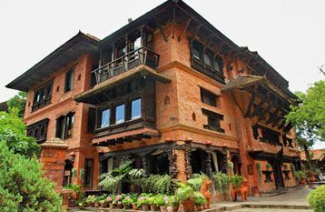 Image Newari Architecture, Nepal Architecture, Design Studio Workspace, House Balcony Design, Balcony Design, Indian Home, Indian Home Decor, House Inspo, Traditional House