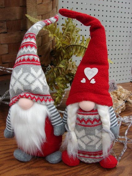 Scandinavian Gnome Tomte Felt Shelf Sitter Craft Fabric Ideas, Stuffed Gnomes, Yule Celebration, Nordic Gnomes, Gnomes Diy, Swedish Christmas, Scandinavian Gnomes, Fabric Ideas, Diy Gnomes