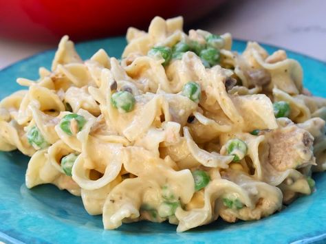 Quick and Easy Tuna Casserole Easy Tuna Casserole, Tuna Casserole Easy, Tuna Casserole, Tuna Pasta, Seasoned Bread Crumbs, Colby Jack Cheese, Sauce Pot, Cheddar Soup, Frozen Peas