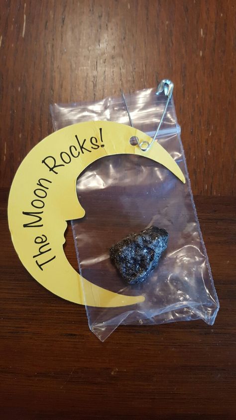 Girl Scout Swap, Outer Space Camp, The Moon Rocks! Rocks found outside, painted with acrylic black paint and glitter paint Space Themed Swaps, Space Swaps, Swaps Ideas, Girl Scout Meeting Ideas, Gs Swaps, Space Crafts For Kids, Scout Swaps, Scout Camp, Girl Scout Daisy