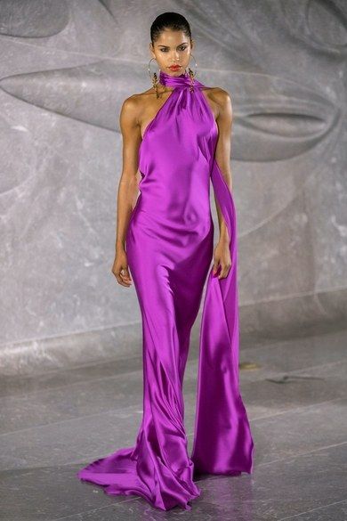 Naeem Khan Spring 2020 Ready-to-Wear collection, runway looks, beauty, models, and reviews. House Of Worth, Abed Mahfouz, Naeem Khan, Looks Chic, Gorgeous Gowns, Fashion 2020, Vogue Paris, Looks Style, Beautiful Gowns