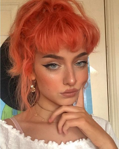 Will I ever stop over wearing this shirt ? The answer is no (Also people who have themes are amazing like how do u keep that up ????) Hair Colors Highlights, Hot Orange, Alternative Makeup, Orange Aesthetic, Hair Color Highlights, Colored Highlights, Orange Hair, Hair Inspo Color, Grunge Hair