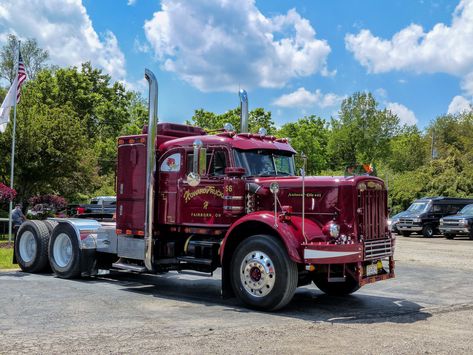 Autocar Trucks, Truck Top, Heavy Haul, Classic Tractor, Antique Trucks, Show Trucks, Mack Trucks, Big Rig Trucks, Large Cars