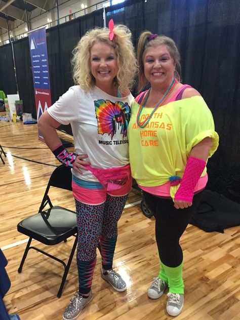 Diy 80s Outfit Woman Plus Size, Decades Day 80s, 80s Day Outfit, Decades Day Spirit Week 80s Party, 80s Spirit Day Outfit, 80 Dress Up Ideas 80s Party, 80s Dress Up Day At School, 80s Day Spirit Week, Easy 80s Outfit Last Minute