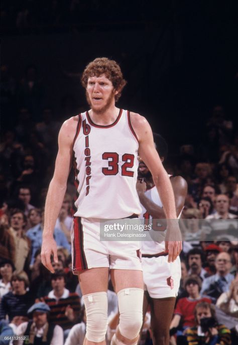 Bill Walton, School Basketball, Portland Trail Blazers, Basketball Legends, Portland Trailblazers, Nba Champions, Game 3, Trail Blazers, Basketball Team