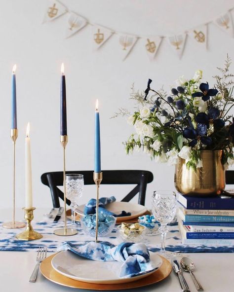 Hanukkah Tablescape, Hanukkah Table Setting, First Night Of Hanukkah, Diy Floral Centerpieces, Blue Taper Candles, Hanukkah Party, Hanukkah Decor, Hanukkah Crafts, Chanukah Party