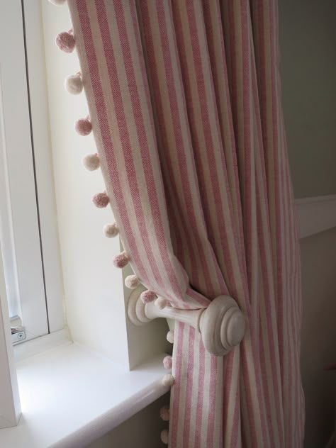 A pair of full length pencil pleat curtains with a pom pom trim leading edge. Ivory curtain pole and matching holdbacks. Fabric and trim by Susie Watson.  Poles and holdbacks supplied by LJ Curtains. Ivory Curtains, Simple Curtains, Striped Curtains, Curtains Living, Pleated Curtains, Curtain Designs, Kitchen Curtains, Custom Curtains, Curtain Decor