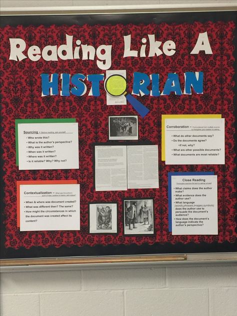 History Displays Secondary, Think Like A Historian Bulletin Board, World History Bulletin Board Ideas, History Teacher Classroom High Schools, 8th Grade Us History Classroom Decor, Government Classroom Decor, Us History Classroom Decor, Civics Classroom Decorations, Us History Bulletin Boards Middle School