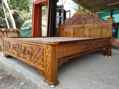 Teak Wood Bed Design Modern, Wood Bed Design Modern, Teak Wood Bed Design, Cot Paint, Teak Wood Bed, Cot Design, Wooden Cot, Painted Sofa, Wooden Double Bed