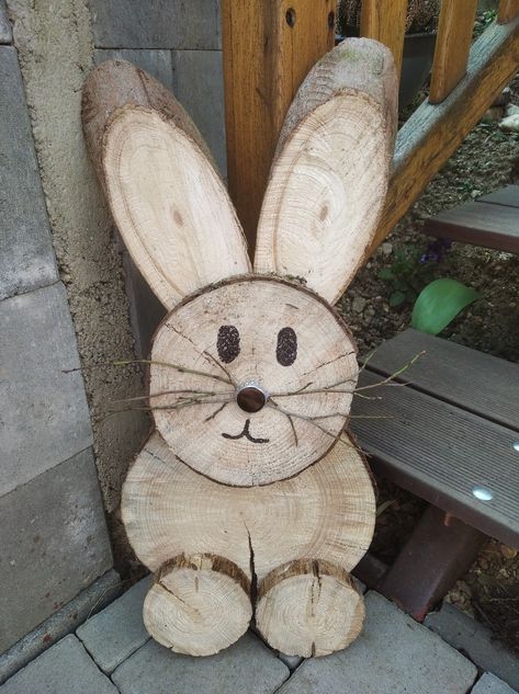 Aged Vase, Påskeaktiviteter For Barn, Diy – Velikonoce, Wood Log Crafts, Wood Bunny, Wood Yard Art, Easter Wood Crafts, Wood Slice Crafts, Wood Art Projects