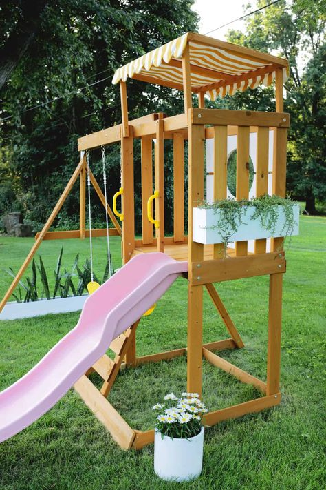 Play Set Landscaping, Backyard Play Spaces, Swing Set Diy, Diy Mid Century, Paint Plastic, Playground Slide, Play Area Backyard, Diy Playground, Wooden Playset