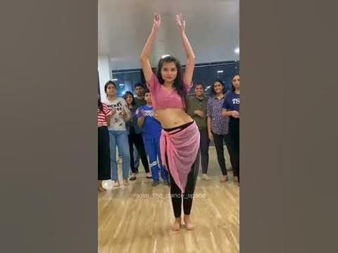 Shorts Videos Youtube, Eid Mubarek, Belly Dancing Videos, Dancing Videos, Belly Dance Outfit, Basic Workout, Most Popular Videos, Gym Workout Tips, Black Aesthetic Wallpaper