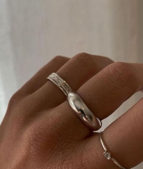 Silver Jewlery, Earrings Aesthetic, Tiktok Fashion, Beauty Inspo, Dope Jewelry, Stacked Jewelry, Jewelry Lookbook, Silver Jewelry Rings, Round Up