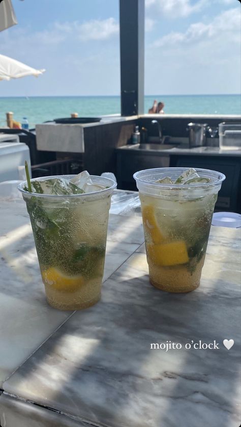 Mojito Instagram Story, Mojitos Aesthetic, Mojito Aesthetic, Seashells Aesthetic, Mojito Cocktail, Aesthetic Captions, Mojito Recipe, Beauty Tips For Skin, Adult Drinks