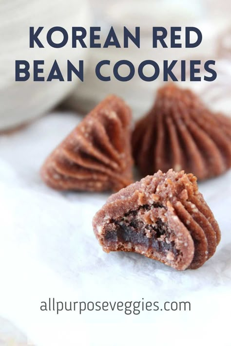 Recipes With Red Bean Paste, Korean Christmas Cookies, Red Bean Cookies, Red Bean Paste Desserts, Red Bean Recipes, Red Bean Paste Recipe, Korean Cookies, Korean Baking, Asian Cookies