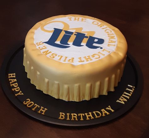 Miller Lite Bottle Cap Birthday Cake 6/28/19 Miller Lite Cake Ideas, Miller Lite Birthday Party, Miller Light Cake, Miller Lite Birthday Cake, Miller Lite Beer Cake, Miller Lite Cake, 80th Birthday Cake For Men, Beer Themed Cake, Birthday Beer Cake