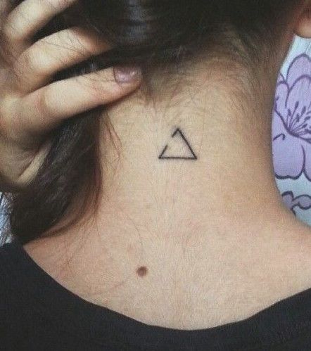 Le tatouage delta est un symbole mathématique qui représente le renouveau Open To Change Symbol, Open Triangle Tattoo, Open Delta Tattoo, Open To Change Tattoo, Delta Tattoo, Delta Symbol, Triangle Tattoo Meaning, Change Tattoo, Change Symbol