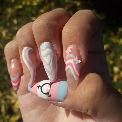 💙🩷🤍🩷💙 Lgbtq Nails Acrylic, Trans Flag Outfit, Trans Nail Art, Queer Nails Art, Nonbinary Nail Art, Trans Flag Nails, Trans Nails Designs, Transgender Nails, Trans Flag Makeup