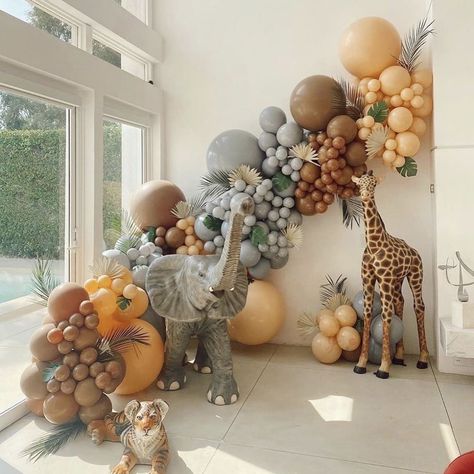 Jungle Thema, Baby Boy 1st Birthday Party, Creative Baby Shower, Baby Shower Deco, Safari Birthday Party, Baby Boy 1st Birthday, Baby Shower Inspiration, Safari Birthday, Safari Baby